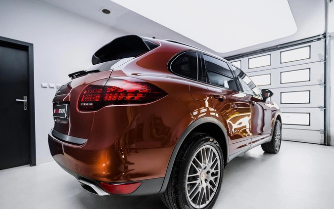 Porsche Cayenne cena 114900 przebieg: 294000, rok produkcji 2013 z Kraków małe 22